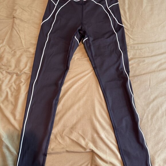 Black Alo Set Size Large - Picture 3 of 8